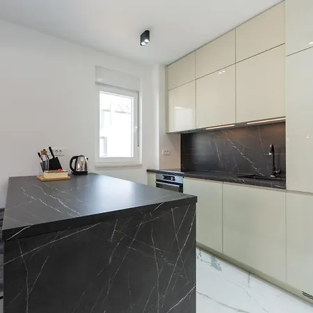 Apartment Sea Breeze Zadar